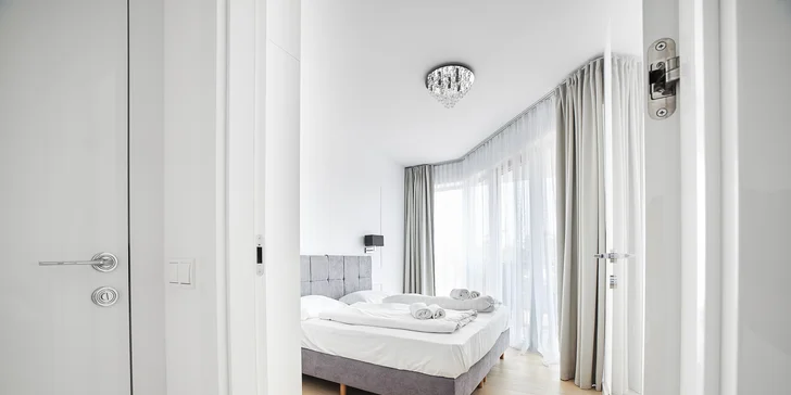 Pobyt pri Balte a jazere Jamno: špičkové apartmány na skok od pláže, so stravou aj wellness