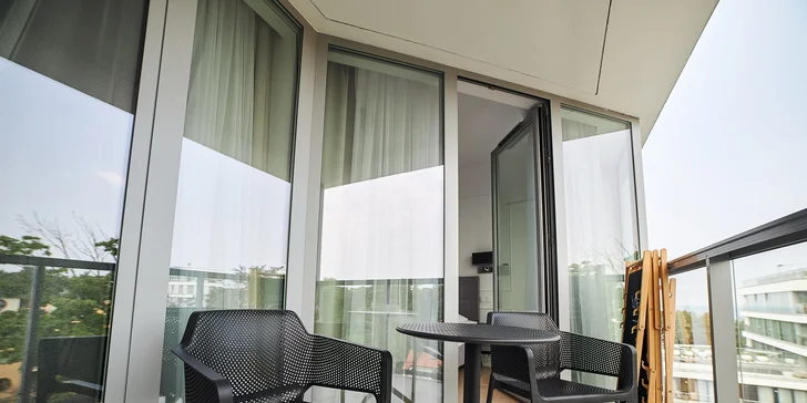 Pobyt pri Balte a jazere Jamno: špičkové apartmány na skok od pláže, so stravou aj wellness