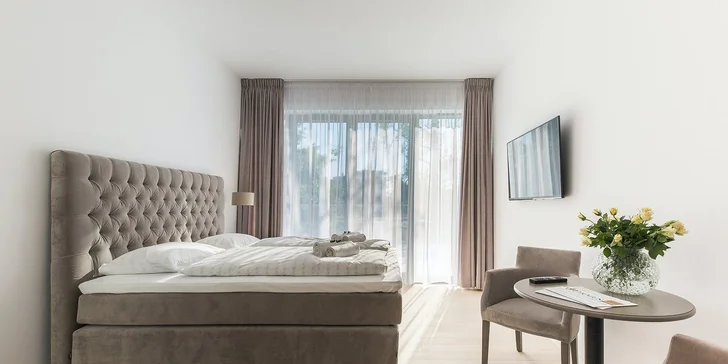 Pobyt pri Balte a jazere Jamno: špičkové apartmány na skok od pláže, so stravou aj wellness