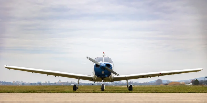 Zážitkový let na lietadle PIPER PA-28-151 WARRIOR II až zo 4 letísk
