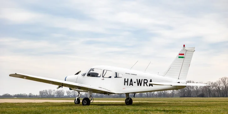 Zážitkový let na lietadle PIPER PA-28-151 WARRIOR II až zo 4 letísk