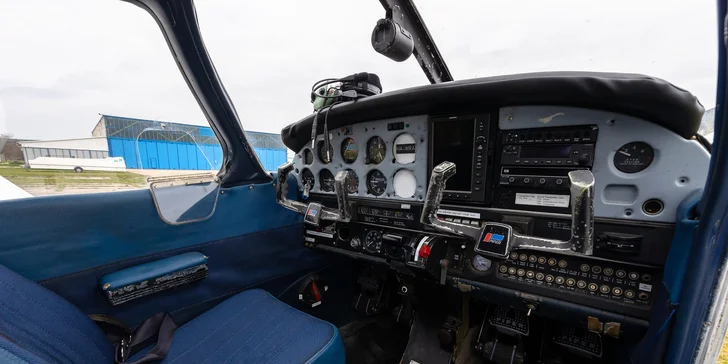 Zážitkový let na lietadle PIPER PA-28-151 WARRIOR II až zo 4 letísk