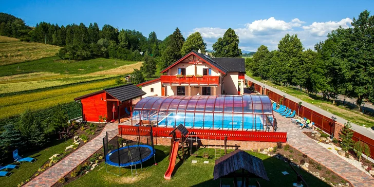 Pobyt v obľúbenom penzióne Motýľ*** pri Bešeňovej s vyhrievaným bazénom, wellness a množstvom aktivít