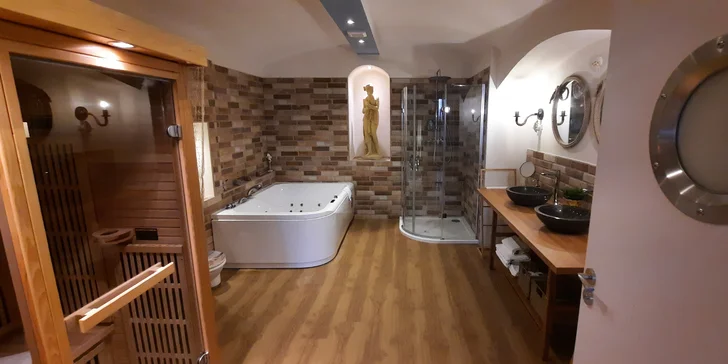 Romantický pobyt v Prahe s raňajkami, sektom a privátnym wellness priamo na izbe