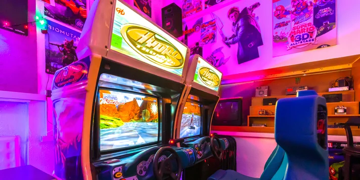 Vstúpte do sveta retro videohier v RGB Aréne