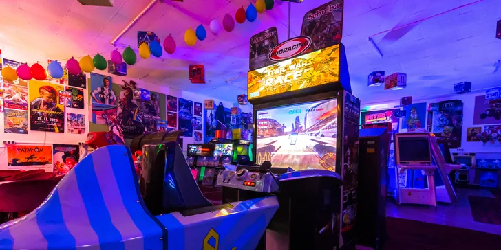 Vstúpte do sveta retro videohier v RGB Aréne