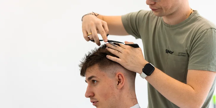 Služby barbera pre pánov i deti: junior strih alebo pánsky strih