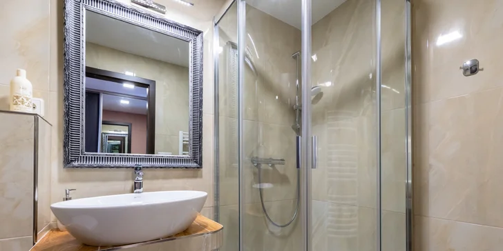 Malé Karpaty: Luxusný hotel na Pezinskej Babe, pobyt s raňajkami alebo apartmán až pre 8 osôb