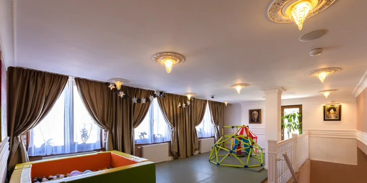 Malé Karpaty: Luxusný hotel na Pezinskej Babe, pobyt s raňajkami alebo apartmán až pre 8 osôb