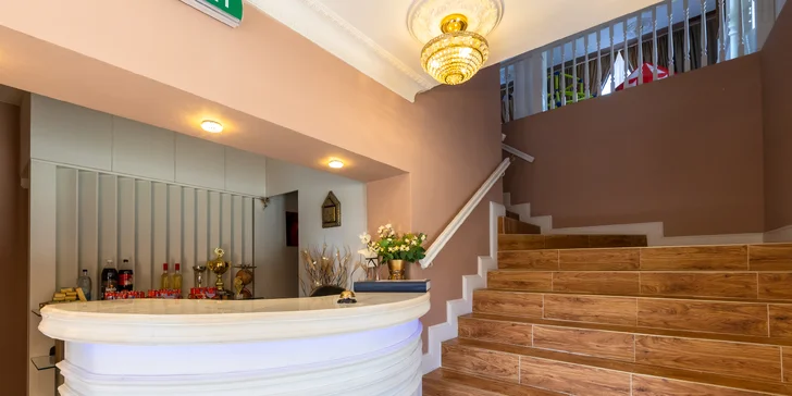 Malé Karpaty: Luxusný hotel na Pezinskej Babe, pobyt s raňajkami alebo apartmán až pre 8 osôb