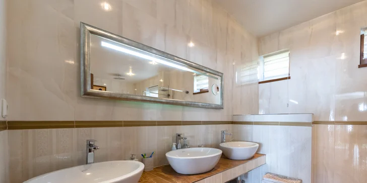 Malé Karpaty: Luxusný hotel na Pezinskej Babe, pobyt s raňajkami alebo apartmán až pre 8 osôb