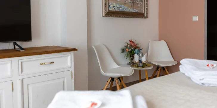 Malé Karpaty: Luxusný hotel na Pezinskej Babe, pobyt s raňajkami alebo apartmán až pre 8 osôb