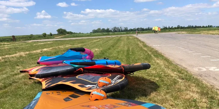 Kurzy wing-boardingu na suchu aj na vode: od 2hod. kurzu až po 6-dňový v zahraničí