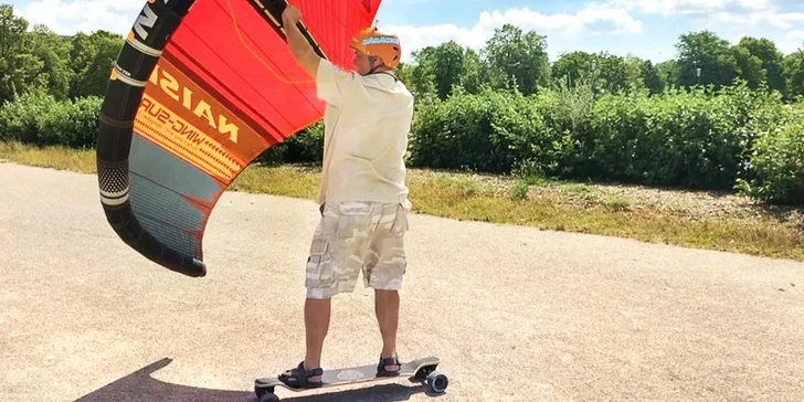 Kurzy wing-boardingu na suchu aj na vode: od 2hod. kurzu až po 6-dňový v zahraničí