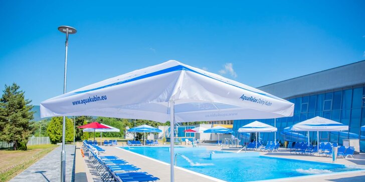Letné poldenné vstupy do AquaRelax Dolný Kubín: Plavecký bazén + Vodný svet + Letná Aqua!
