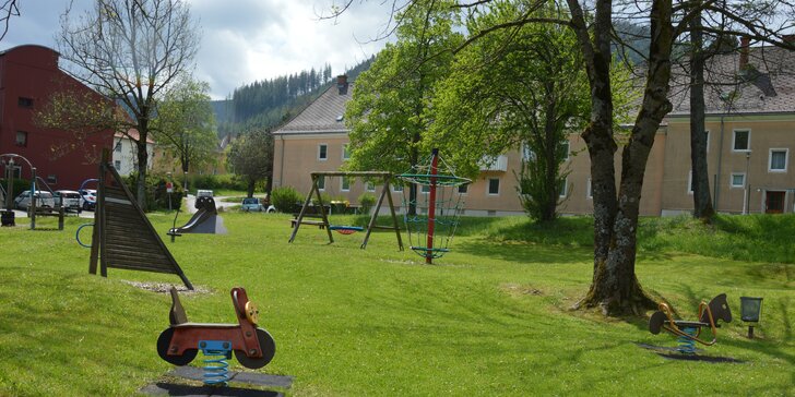 Dovolenka v Štajersku: apartmány až pre 4 osoby, polpenzia a neobmedzený vstup do bazéna v susednej obci