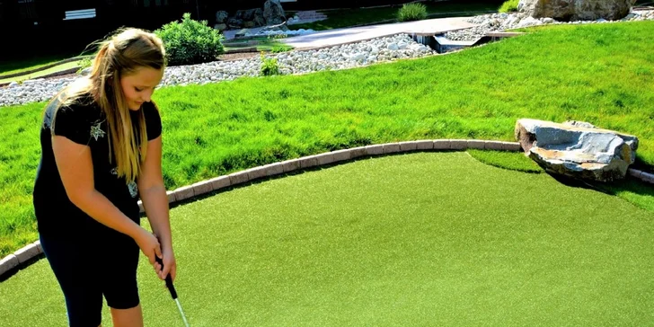 Najväčší outdoorový minigolf pre 2 až 4 osoby na východnom Slovensku