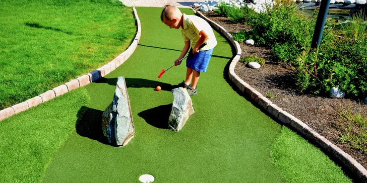 Najväčší outdoorový minigolf pre 2 až 4 osoby na východnom Slovensku