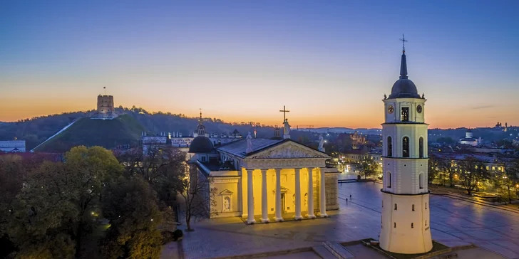 Vilnius, hlavné mesto Litvy: ubytovanie v 4* hoteli s raňajkami, exkurzie so sprievodcom aj transfer z letiska