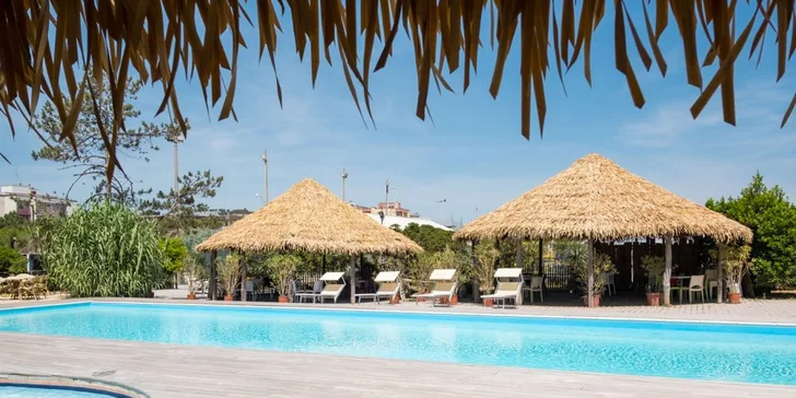 Leto v talianskej Ravenne: hotel pri mori, plná penzia, neobmedzené nápoje, vonkajší bazén