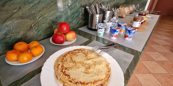Perfektný oddych v penzióne v blízkosti termálnych kúpeľov na juhu Slovenska s raňajkami