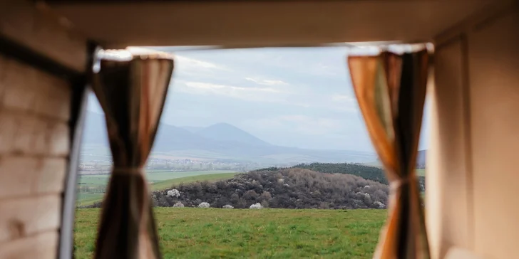 Prenájom obytného VAN-u pre trojčlennú rodinu počas hlavnej letnej sezóny