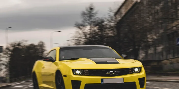 Jazda v CHEVROLET CAMARO 3.6 BUMBLEBEE na 15 - 60 minút vrátane pohonných hmôt
