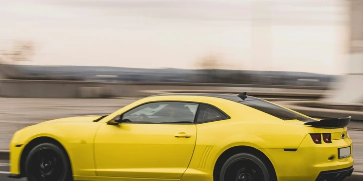 Jazda v CHEVROLET CAMARO 3.6 BUMBLEBEE na 15 - 60 minút vrátane pohonných hmôt