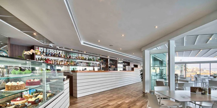 Malta a St. Paul's Bay: 4* hotel pri známej pláži Bugibba Beach, neobmedzený wellness aj raňajky