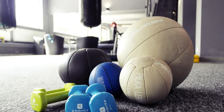 Levanduľové kráľovstvo pri jazere: Moderné izby s výhľadom, raňajky v cene a možnosť wellnessu