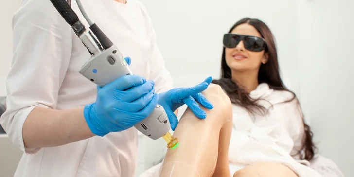 Adieu, chĺpky! Epilácia medicínskym laserom domino EVO