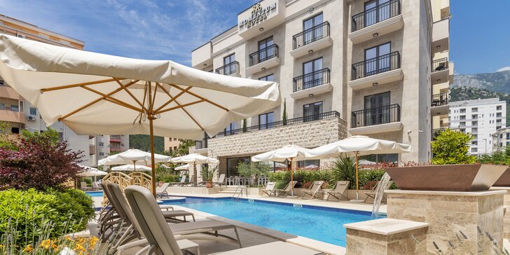 Dovolenka v Čiernej Hore: elegantný hotel v Budve s vonkajším bazénom a raňajkami, 1 dieťa zadarmo