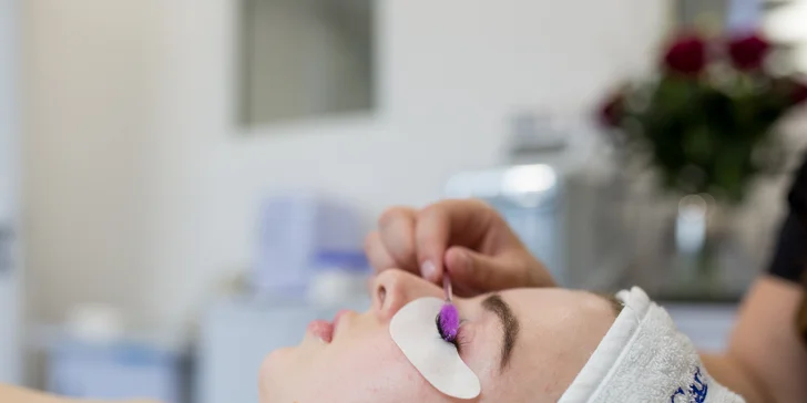 Zvodný pohľad v NAYTILUS: Lash lifting, laminácia obočia alebo 1D či 5D riasy