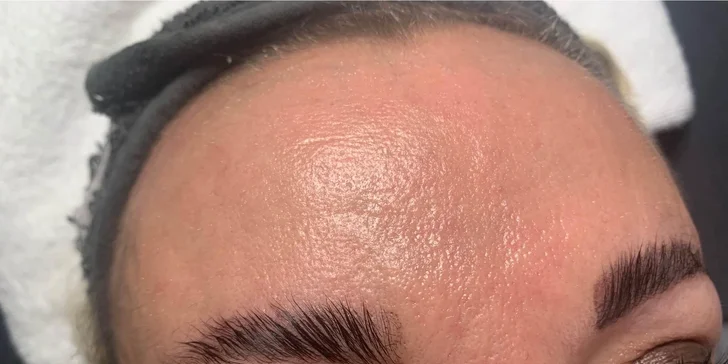 Zvodný pohľad v NAYTILUS: Lash lifting, laminácia obočia alebo 1D či 5D riasy