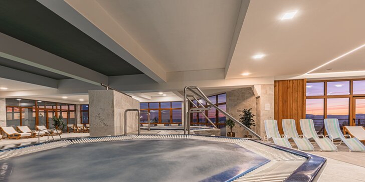 Grand Hotel Bellevue****: 4-chodová večera a vstup do hotelového wellness s bazénom pre 2 osoby