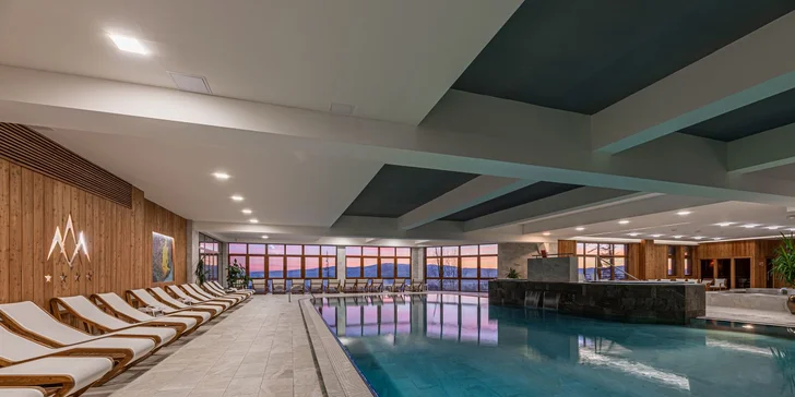 Grand Hotel Bellevue****: 4-chodová večera a vstup do hotelového wellness s bazénom pre 2 osoby