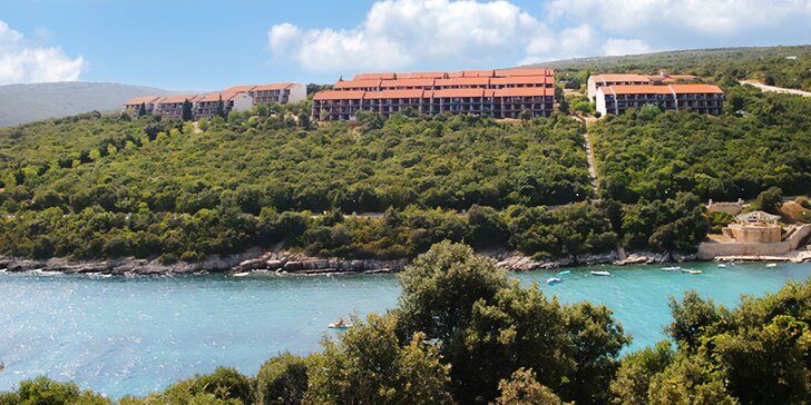 Dovolenka na chorvátskej Istrii: apartmány len 150 m od mora, v okolí minigolf, stolný tenis aj basketbal