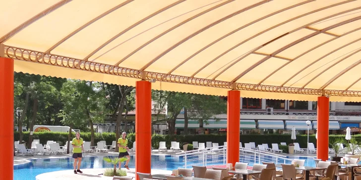 Bulharsko letecky: premium all inclusive dovolenka na Slnečnom pobreží v hoteli s bazénom, len 200 m od pláže