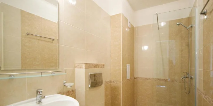 Bulharsko letecky: All inclusive v hoteli s bazénom, nádhernou plážou a výbornou stravou