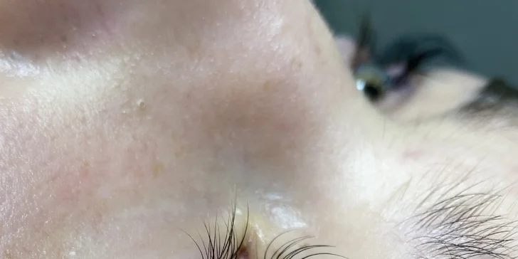 Zdravá pleť a podmanivý pohľad: Lash lift, laminácia a hĺbkové ošetrenie