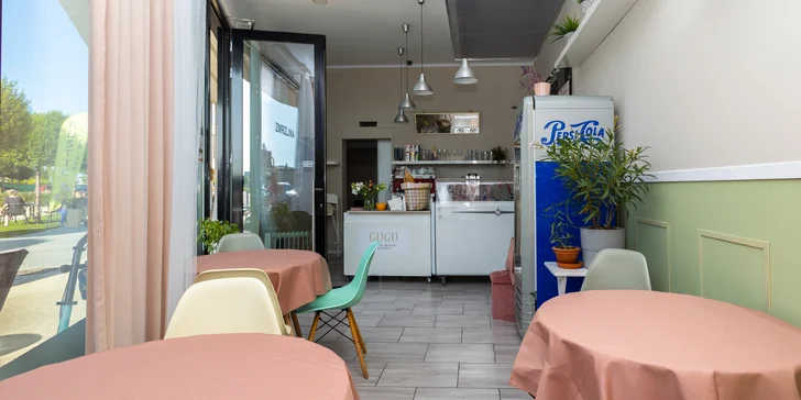 Pochúťky z Gugu: Kopčeková zmrzlina, wafle s nutellou, koláč, popcorn, káva, Prosecco