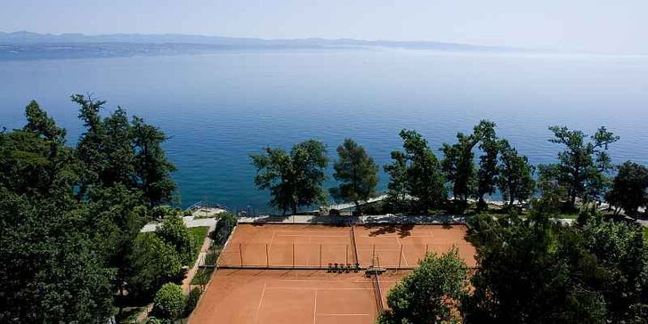 Letná dovolenka na severe Chorvátska: raňajky, trojchodové večere aj možnosť tenisového ihriska