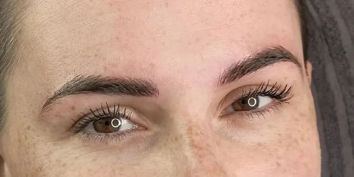 Microblading alebo púdrové obočie v populárnom salóne il Viso