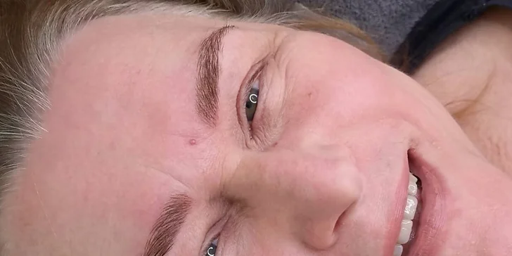 Microblading alebo púdrové obočie v populárnom salóne il Viso