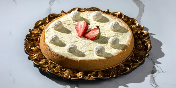 Poctivý cheesecake s Lotus alebo Raffaello posýpkou pre vaše potešenie - osobný odber alebo rozvoz