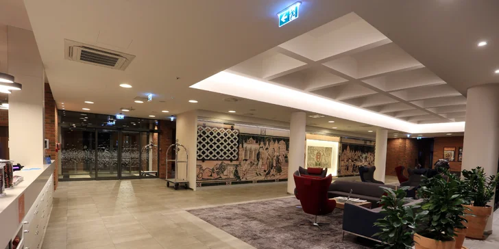 Hampton by Hilton priamo v centre Gdanska: špičková polpenzia