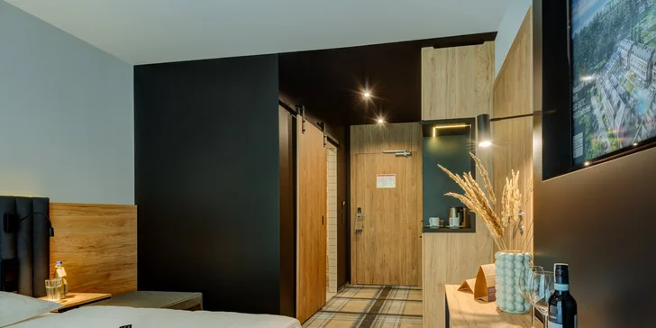 Dovolenka pri Baltskom mori: moderný rezort s wellness, vonkajším bazénom a polpenziou, 5 min. od pláže