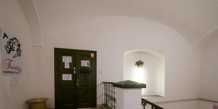 Kadernícke služby v Inffinity: Strihanie, farbenie alebo hĺbková regenerácia vlasov