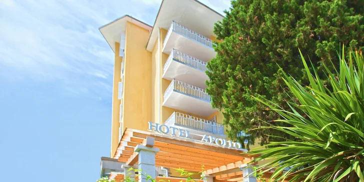 4* dovolenka v Portoroži: hotel so súkromnou plážou, raňajkami či polpenziou a bazénmi