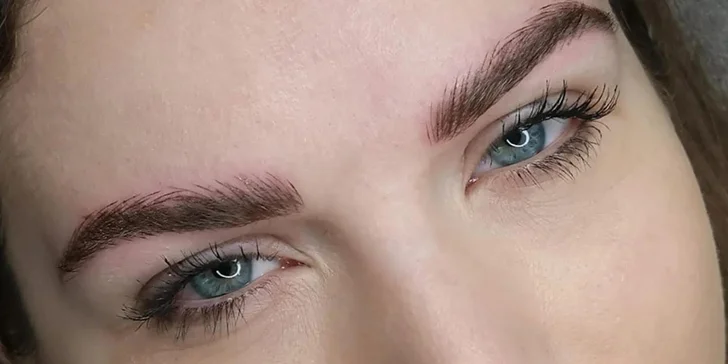 Microblading alebo púdrové obočie v populárnom salóne il Viso